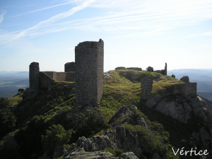 El Castillo de Santa Eufemia (Fuente de foto: www.flickr.com)