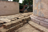 Detalle de la calzada Corduba-Hispalis que pasaba entre los Monumentos funerarios romanos de Puerta Gallegos de Córdoba