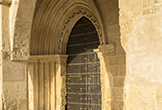 Portada a los pies de la Iglesia de San Lorenzo de Córdoba
