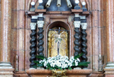 'Crucificado' en el Altar Mayor de la Iglesia de San Miguel en Córdoba 'Crucificado' en el Altar Mayor de la Iglesia de San Miguel en Córdoba
