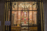 Acceso a la Capilla de Nuestra Señora del Rosario en la Iglesia de San Pablo de Córdoba