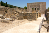 Patio y Fachada Principal de la Casa de Ya'far en Medina Azahara Patio y Fachada Principal de la Casa de Ya'far en Medina Azahara