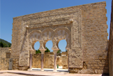 Portada de la Casa de Ya'far en Medina Azahara