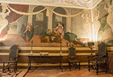 Doce frescos relativos a la vida de Tobías decoran las paredes del Salón de Tobías del Palacio de Viana en Córdoba
