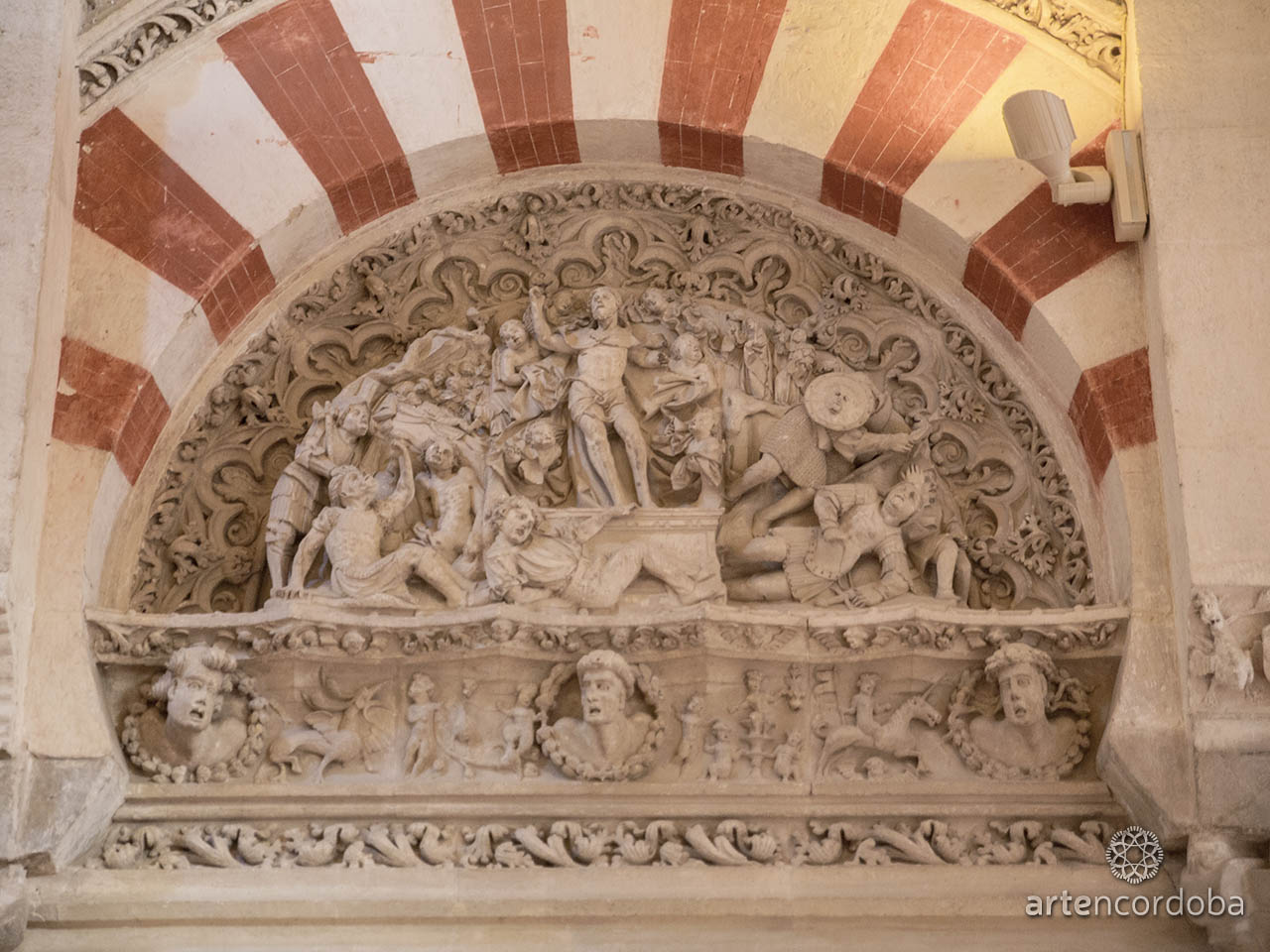 MEZQUITA_CATEDRAL_CORDOBA_TRASALTAR_03